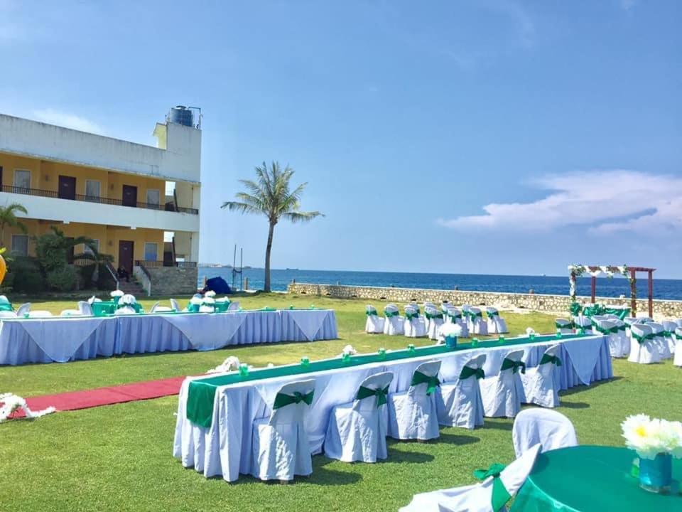 Danao Coco Palms Resort Cebú Exterior foto